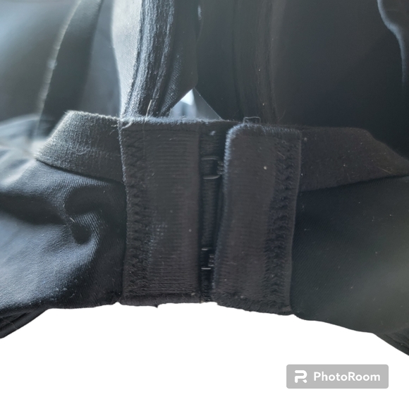 Victoria' Secret Full Coverage Bra Exclusive Of Trims Black Size 36D - Picture 7 of 12